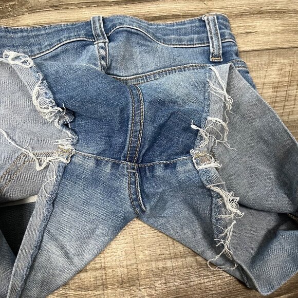 Guess High Rise Exposed Button Fly Leg Fray Denim Shorts Blue Women’s Size 24 - Picture 6 of 9